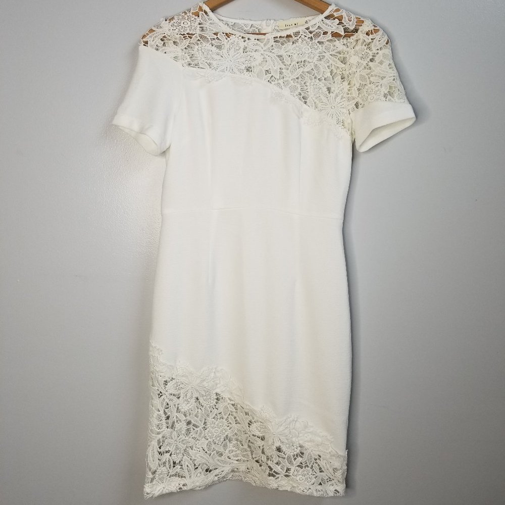 NWT Lacey Short Sleeve White Dress